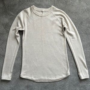 Lululemon merino wool sweater approx size 6